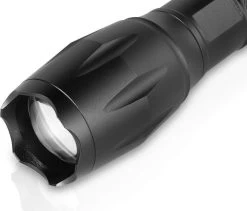 TECHNOSMART Lot De 2 Lampes De Poche LED, Lampe Torche Militaire Avec 5 Modes D'Eclairage, Lampes Torche à LED Avec Zoom Lumineux, Lampe De Poche à Piles -Magasin D'Équipement De Plein Air 1200x1025 1