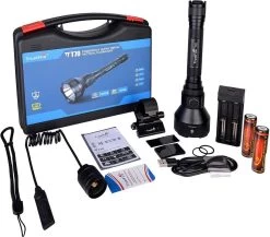 T70 - Lampe De Poche Tactique Professionnelle - Lampe De Poche à Lumen Élevé - 2300LM - Portée De 1000M - Comprend 2 Batteries Rechargeables, Chargeur De Batterie, Support Magnétique Et 1x Télécommande - Zwart 11 T70 - Lampe De Poche Tactique Professionnelle - Lampe De Poche à Lumen Élevé - 2300LM - Portée De 1000M - Comprend 2 Batteries Rechargeables, Chargeur De Batterie, Support Magnétique Et 1x Télécommande - Zwart -Magasin D'Équipement De Plein Air 1200x1056 3