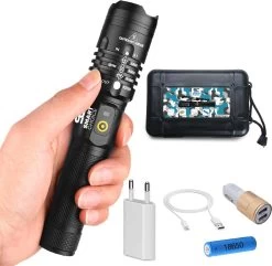 Lampe De Poche LED Militaire Améliorée | Rechargeable | Étanche | Batterie Externe | 1200 Lumens | Noir | Incl. Boîte De Rangement Batterie Et Divers Chargeurs |