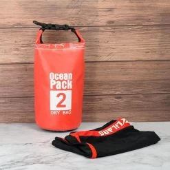Sac étanche Ocean Pack 2L - Sac étanche étanche - Sac étanche 100% étanche - Sac à Dos Survie Plein Air Drybag - Sac De Survie Duffle Bag - Plein Air Bag - Sac De Voyage - Sac Bateau - Sac à Voile - Sacs Secs 2 Litres - Couleur: ROUGE - Decopatent® -Magasin D'Équipement De Plein Air 1200x1200 100