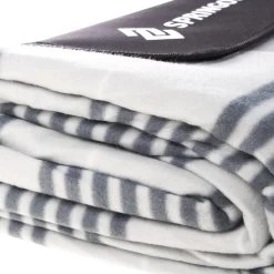 Couverture De Pique-nique Springos | Nappe De Pique-nique | Vêtement Extérieur | Pique-nique | 200x200cm | Gris / Bleu / Blanc 10 Couverture De Pique-nique Springos | Nappe De Pique-nique | Vêtement Extérieur | Pique-nique | 200x200cm | Gris / Bleu / Blanc -Magasin D'Équipement De Plein Air 1200x1200 1348