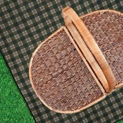 Relaxdays Picnic Blanket - Couverture Polaire - Tapis De Plage - 200x200 - Tapis D'extérieur - XXL -Magasin D'Équipement De Plein Air 1200x1200 1394