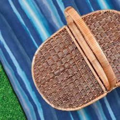 Relaxdays Couverture De Pique-nique XXL - Rayé Bleu - Couverture De Pique-nique 200x200 Cm - Serviette De Plage -Magasin D'Équipement De Plein Air 1200x1200 1496