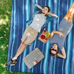 Relaxdays Couverture De Pique-nique XXL - Rayé Bleu - Couverture De Pique-nique 200x200 Cm - Serviette De Plage -Magasin D'Équipement De Plein Air 1200x1200 1497