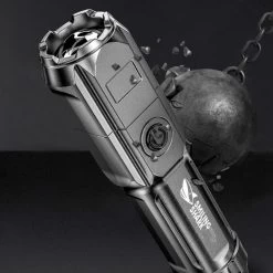 Lampe De Poche Militaire - Lampe De Poche LED - Zoomable - Rechargeable Par USB - Résistant Aux éclaboussures - Support De Vélo Inclus - 13x3cm -Magasin D'Équipement De Plein Air 1200x1200 865