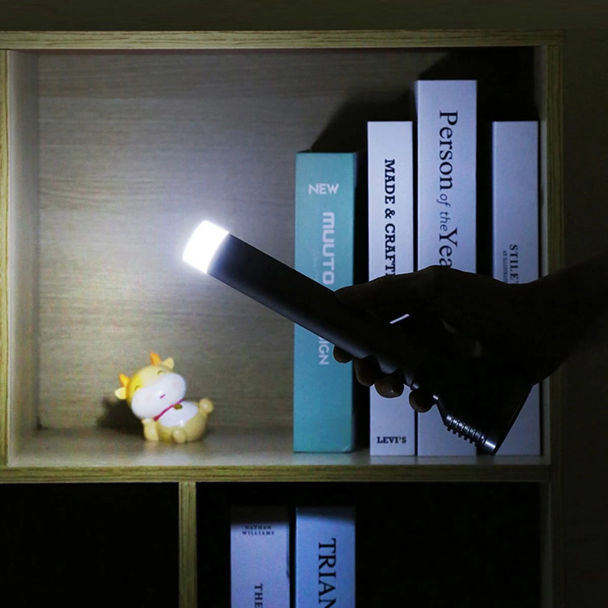 Platinet PAF06 - Lampe De Poche LED Légère En Aluminium - 3W - Résistant à L'eau - Deux Lampes - Batterie 3,5 Heures - Grijs 5 Platinet PAF06 - Lampe De Poche LED Légère En Aluminium - 3W - Résistant à L'eau - Deux Lampes - Batterie 3,5 Heures - Grijs – Image 3