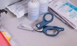 Leatherman Raptor Response - Ciseaux De Sauvetage / Ciseaux à Ciseaux De Premiers Secours - Pliable - Acier Inoxydable - Blauw -Magasin D'Équipement De Plein Air 1200x727 3