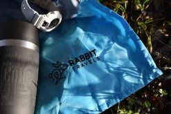 LAPBIT TRAVELS Tapis D'extérieur / Tapis De Pique-nique Compact - 150 X 140 Cm - Avec 4x Sacs De Rangement -Magasin D'Équipement De Plein Air 1200x800 50