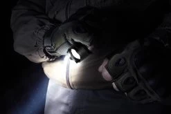 TECHNOSMART Lot De 2 Lampes De Poche LED, Lampe Torche Militaire Avec 5 Modes D'Eclairage, Lampes Torche à LED Avec Zoom Lumineux, Lampe De Poche à Piles -Magasin D'Équipement De Plein Air 1200x804