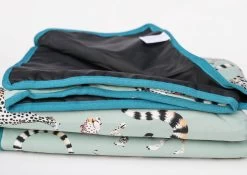 Yvonne Ellen - Couverture De Pique-nique Avec Fond Imperméable - Cheeky Cheetah - 145 X 140 Cm -Magasin D'Équipement De Plein Air 1200x851 5