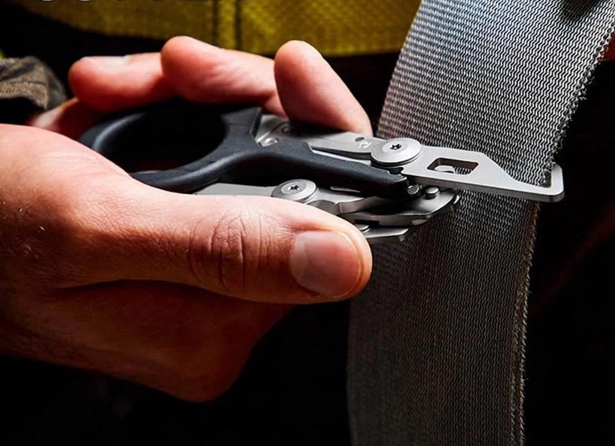 Ciseaux Multifonctions Avec étui De Transport - Premiers Secours - Lifehammer - Infirmière - Ciseaux à Ciseaux De Premiers Secours - Ciseaux Raptor Trauma - Coupe-ceinture - Couteau De Poche Multifonction De Survie 8 Ciseaux Multifonctions Avec étui De Transport - Premiers Secours - Lifehammer - Infirmière - Ciseaux à Ciseaux De Premiers Secours - Ciseaux Raptor Trauma - Coupe-ceinture - Couteau De Poche Multifonction De Survie – Image 6