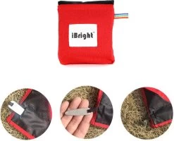 Couverture De Pique-nique Pliable IBright - Serviette De Plage - 150x180cm - Rouge / Zwart - Imperméable - Y Compris 4x Clou De Sol Intégré