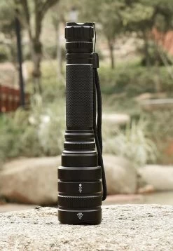 DrPhone LED Pro 01 - Lampe De Poche LED XHP 70 Strong - Lampe De Poche - Zoom / Arrière - DrPhone De Batterie - Étanche / étanche - Antidéflagrant - Zwart 33 DrPhone LED Pro 01 - Lampe De Poche LED XHP 70 Strong - Lampe De Poche - Zoom / Arrière - DrPhone De Batterie - Étanche / étanche - Antidéflagrant - Zwart -Magasin D'Équipement De Plein Air 828x1200 2