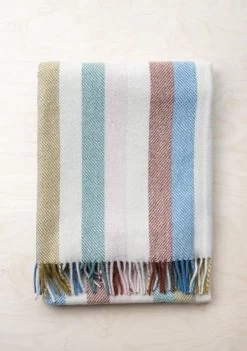 Belle Couverture De Pique-nique | Rayure Rainbow | Laine Durable Avec Couche Imperméable | De L'Ecosse