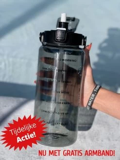 Bouteille De 2 Litres Zwart Avec Bracelet Gratuit - Bouteille De Motivation - Bouteille D'eau - Paille - 2 Litres - Marquage De L'heure - Bouteille De Sport - Pichet à Eau - Bouteille De 2 Litres - Gourde - Bouteille Verseuse