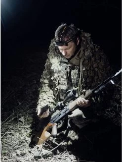 ArmyTek Wizard C2 Magnet White Lampe Frontale à Piles LED Avec Support Magnétique 1200 Lm 4800 H 64 G -Magasin D'Équipement De Plein Air 906x1200 1