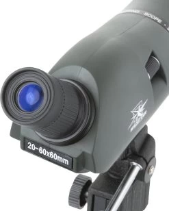 MacGyver Spotting Scope 20-60x60 ZOOM Bin 4 - Avec Boîte étanche Et Trépied + Trépied De Fenêtre - Aussi Pour Les Porteurs De Lunettes - Vert -Magasin D'Équipement De Plein Air 962x1200